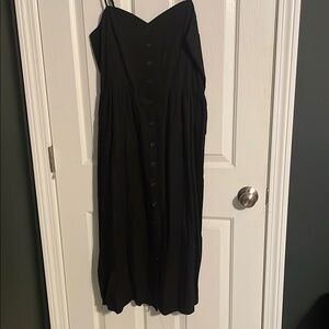 H and M Black Sleeveless Sweetheart Maxi Sundress